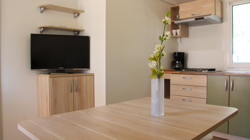 Mobile Homes Holiday Dream บาชกาโวดา ห้อง รูปภาพ